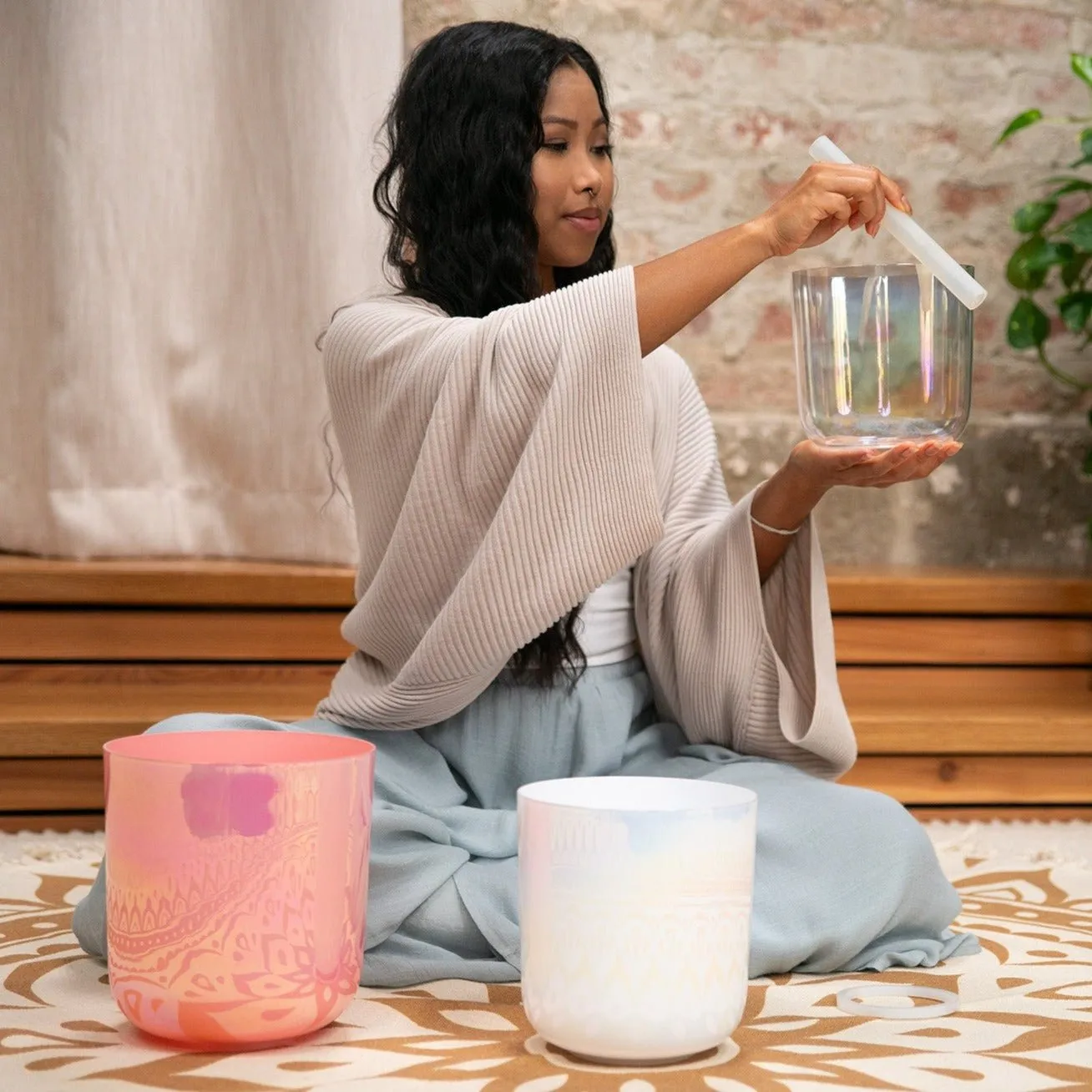 Essence Crystal Singing Bowls Set of 3 Notes: E4 B3 G3