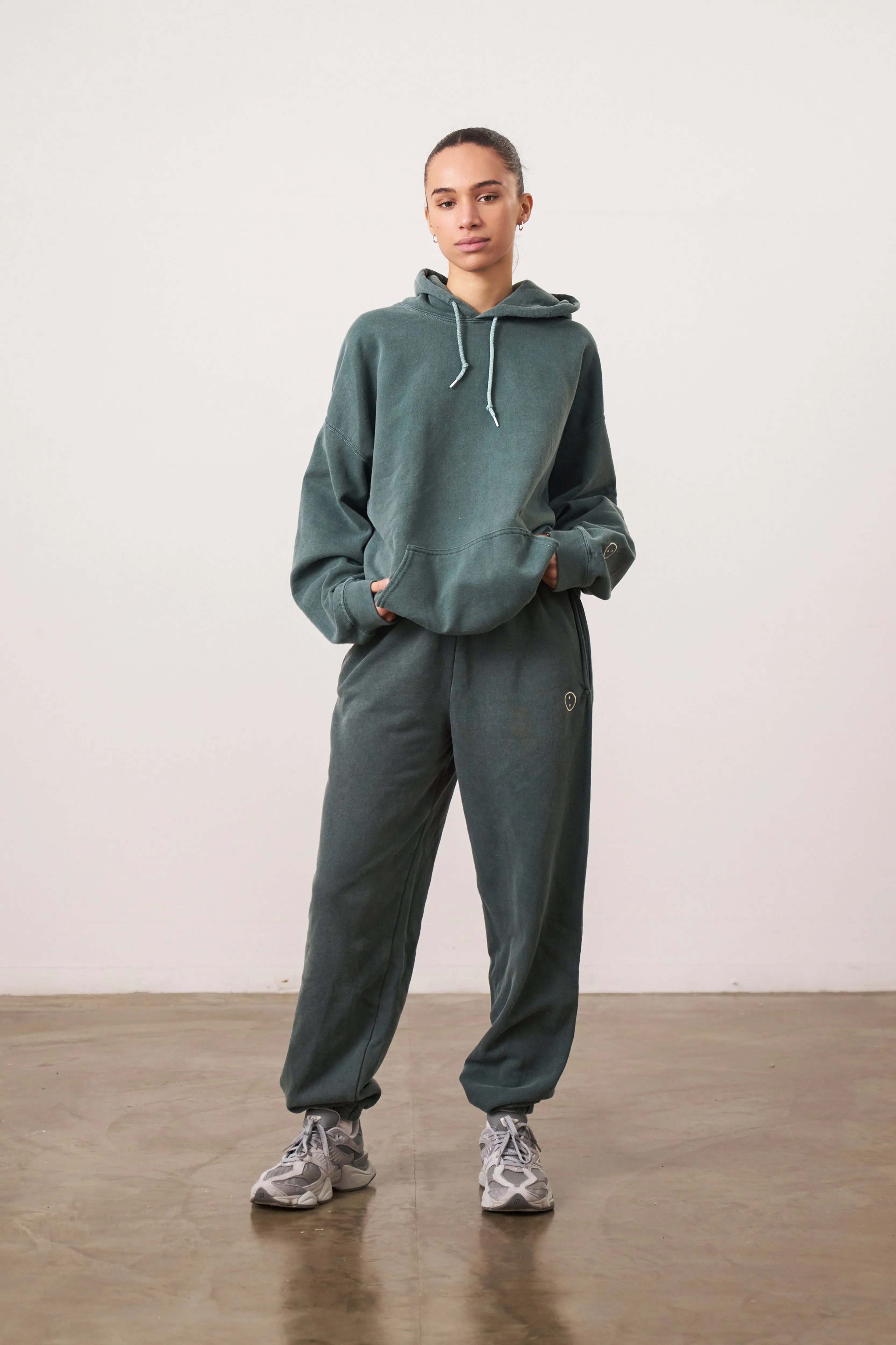 Essentials Vintage Washed Joggers - Forest