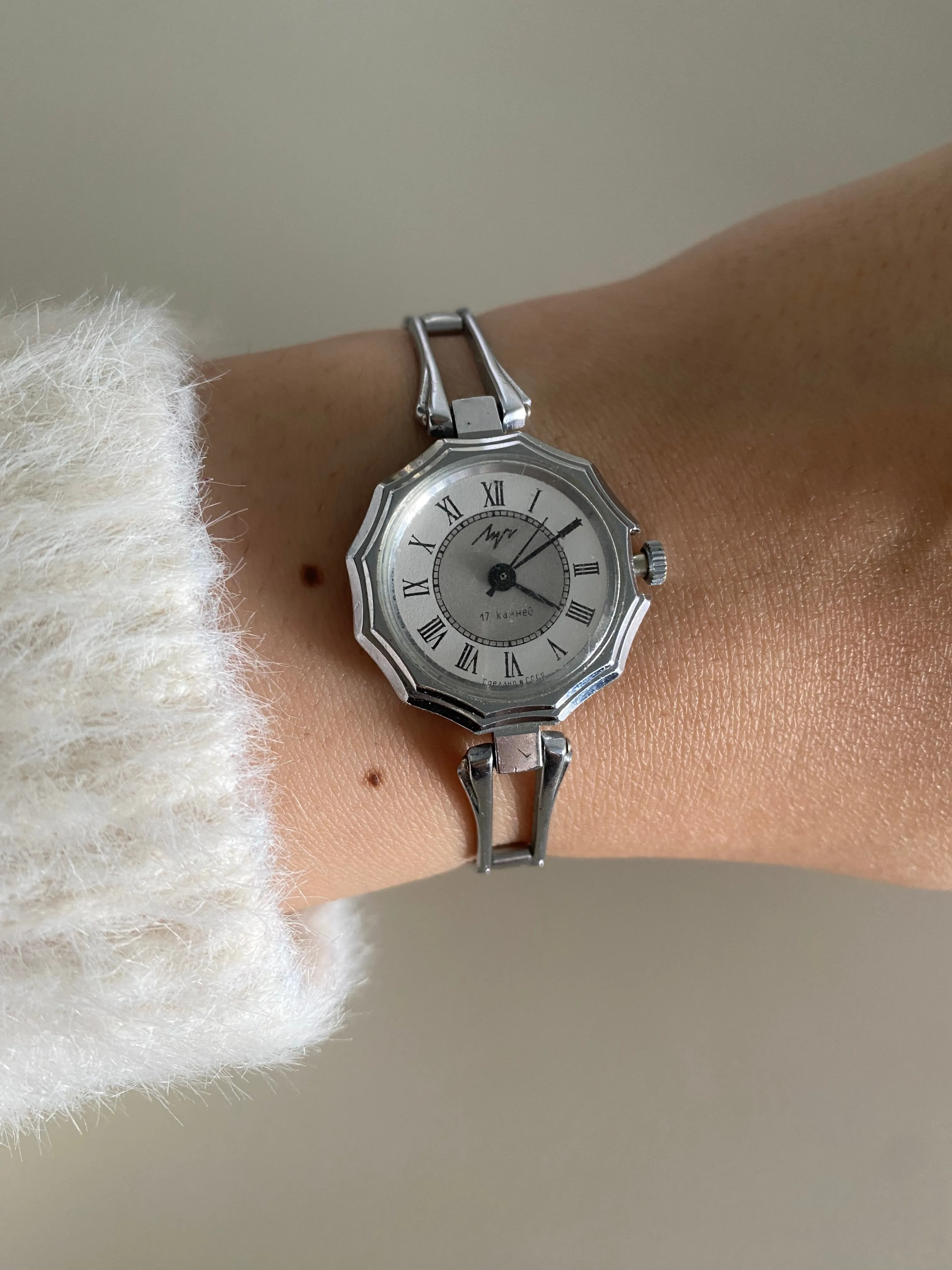 Exquisite Vintage Luch Soviet USSR Ladies Mechanical Watch - 1970s