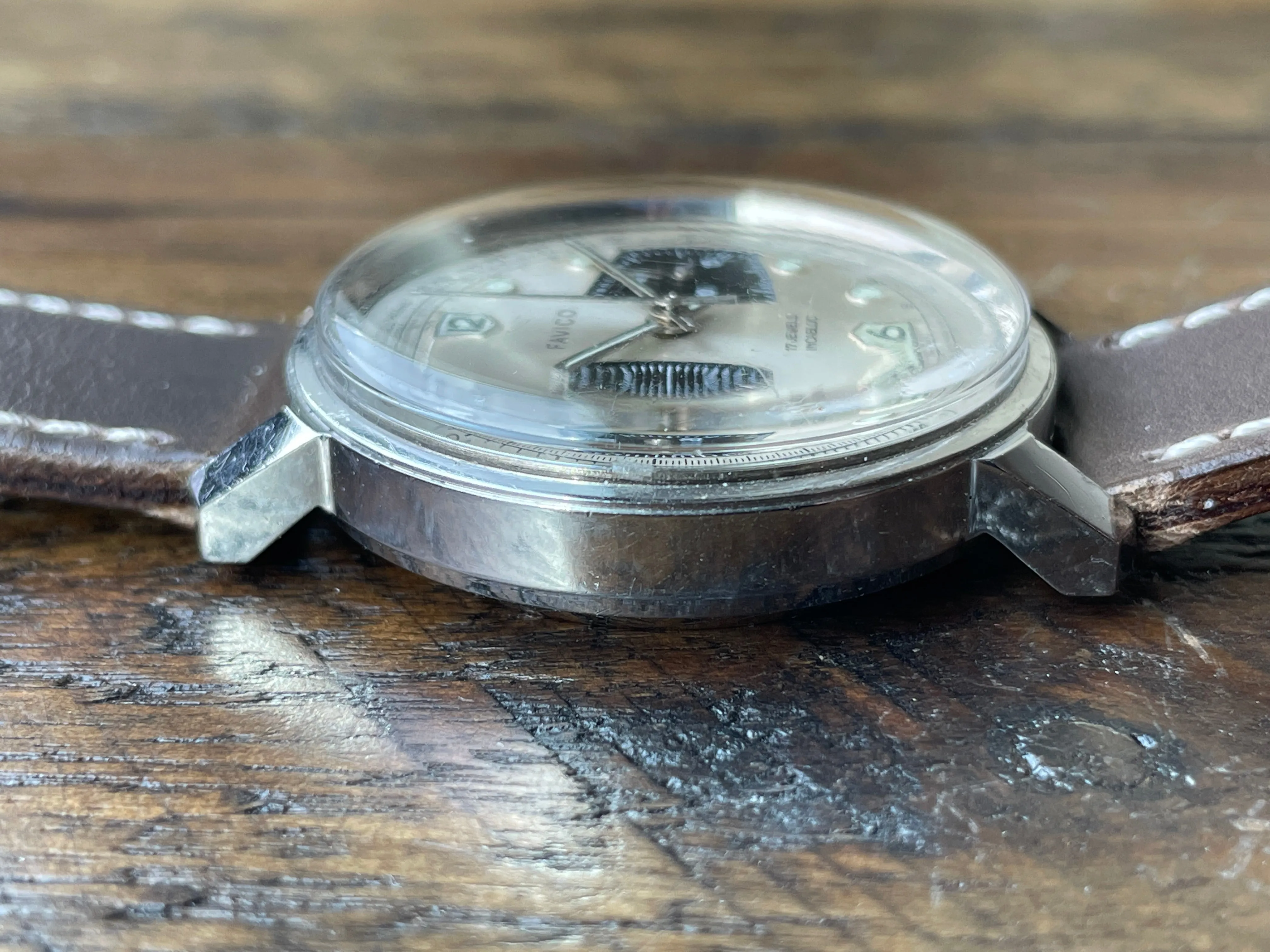 Favico Chronograph - Valjoux 7730