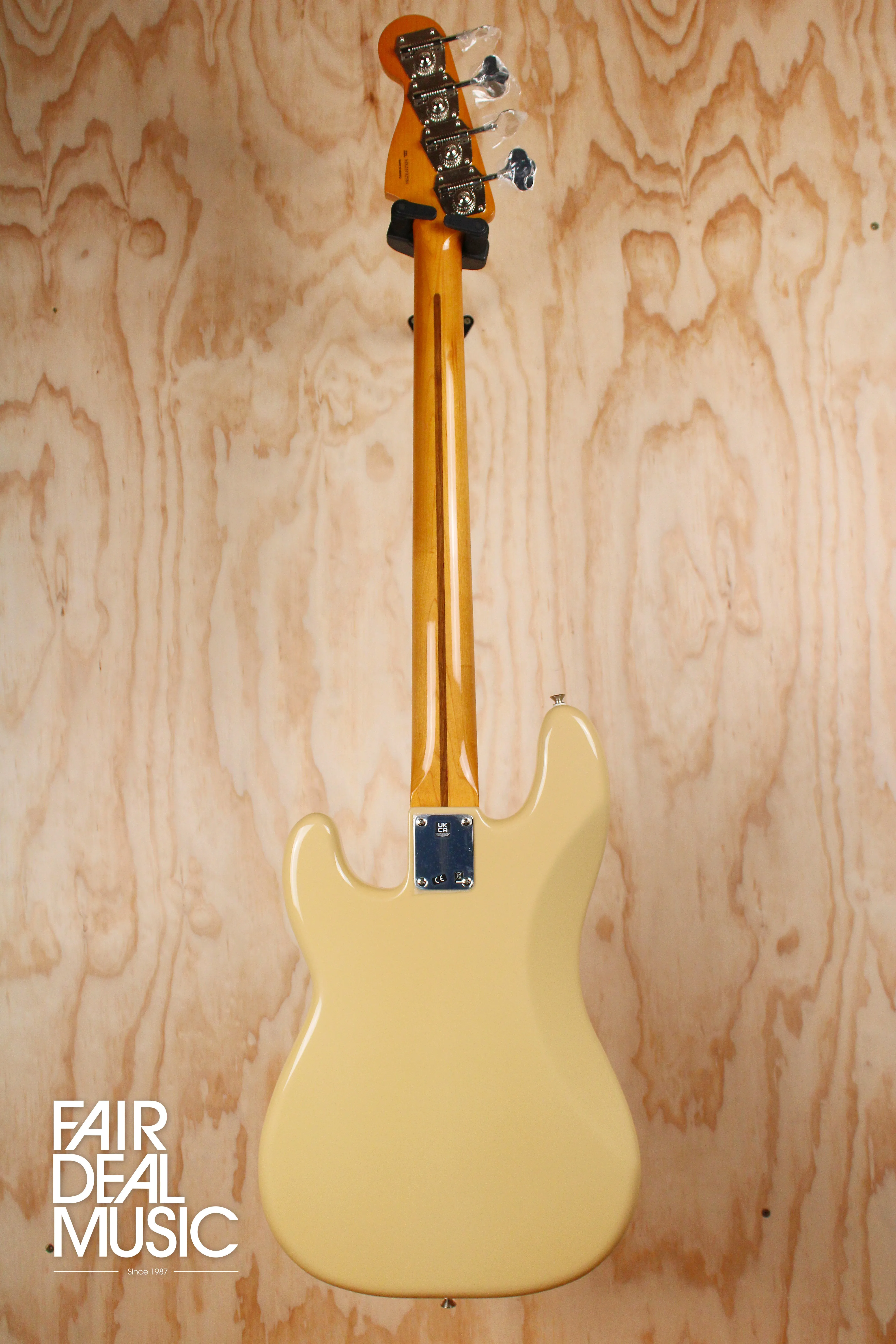 Fender Vintera II '50s Precision Bass, Desert Sand, Ex Display