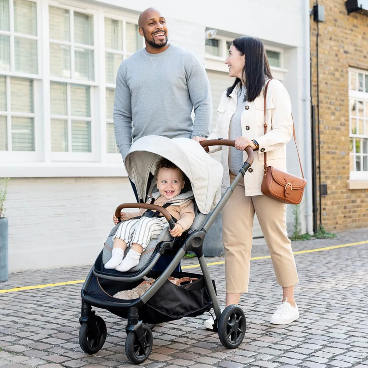 Finiti Stroller Signature with Sprint Car Seat