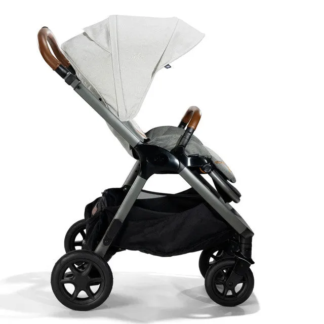 Finiti Stroller Signature with Sprint Car Seat