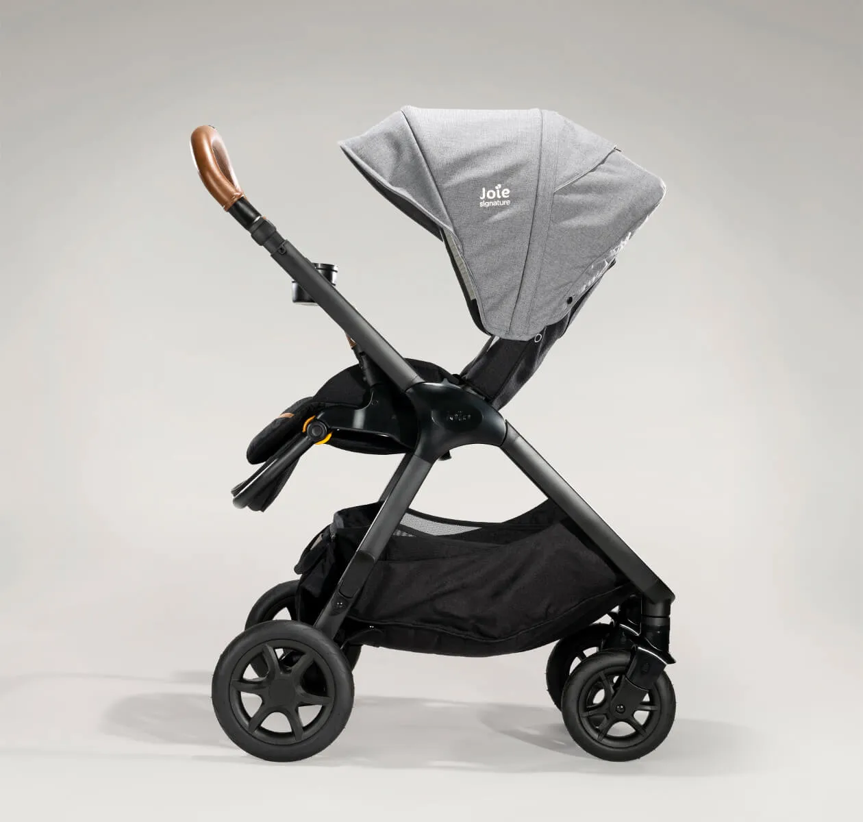 Finiti Stroller Signature with Sprint Car Seat