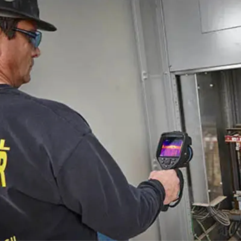 FLIR E86 Advanced Thermal Imager with Dual FOV 24°/42° Lens and Thermal Studio Starter 30 Hz 464 x 348