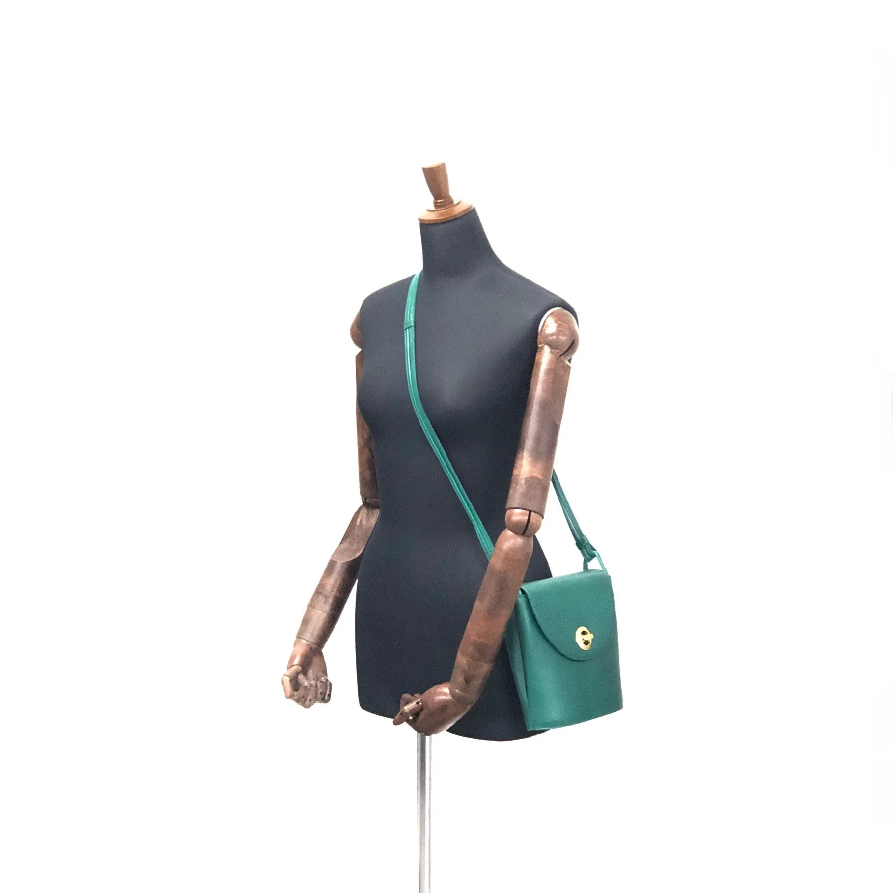GIVENCHY Turn lock logo Leather Green rvmee6