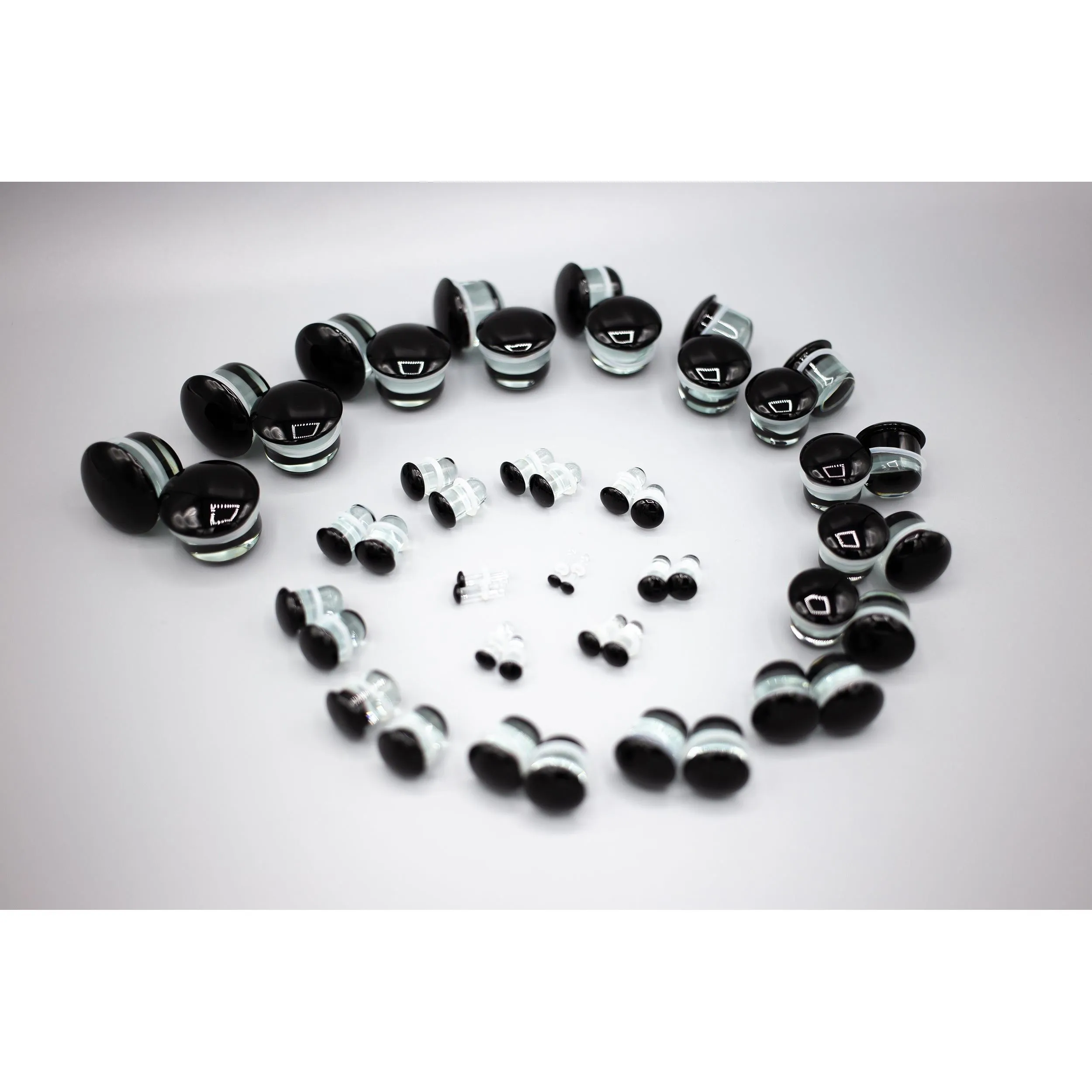 Glass Single Flared Plug Pair, Black:  2mm to 25mm for Dead Stretching or Daily Wear