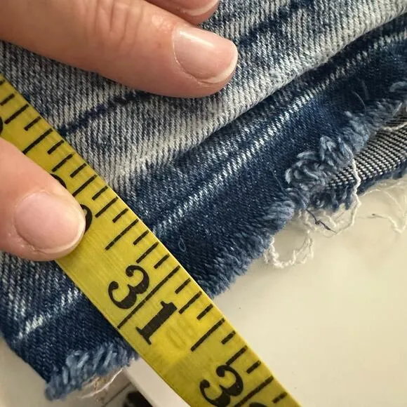 Good American Good Icon Straight Jeans Size 4 / 27