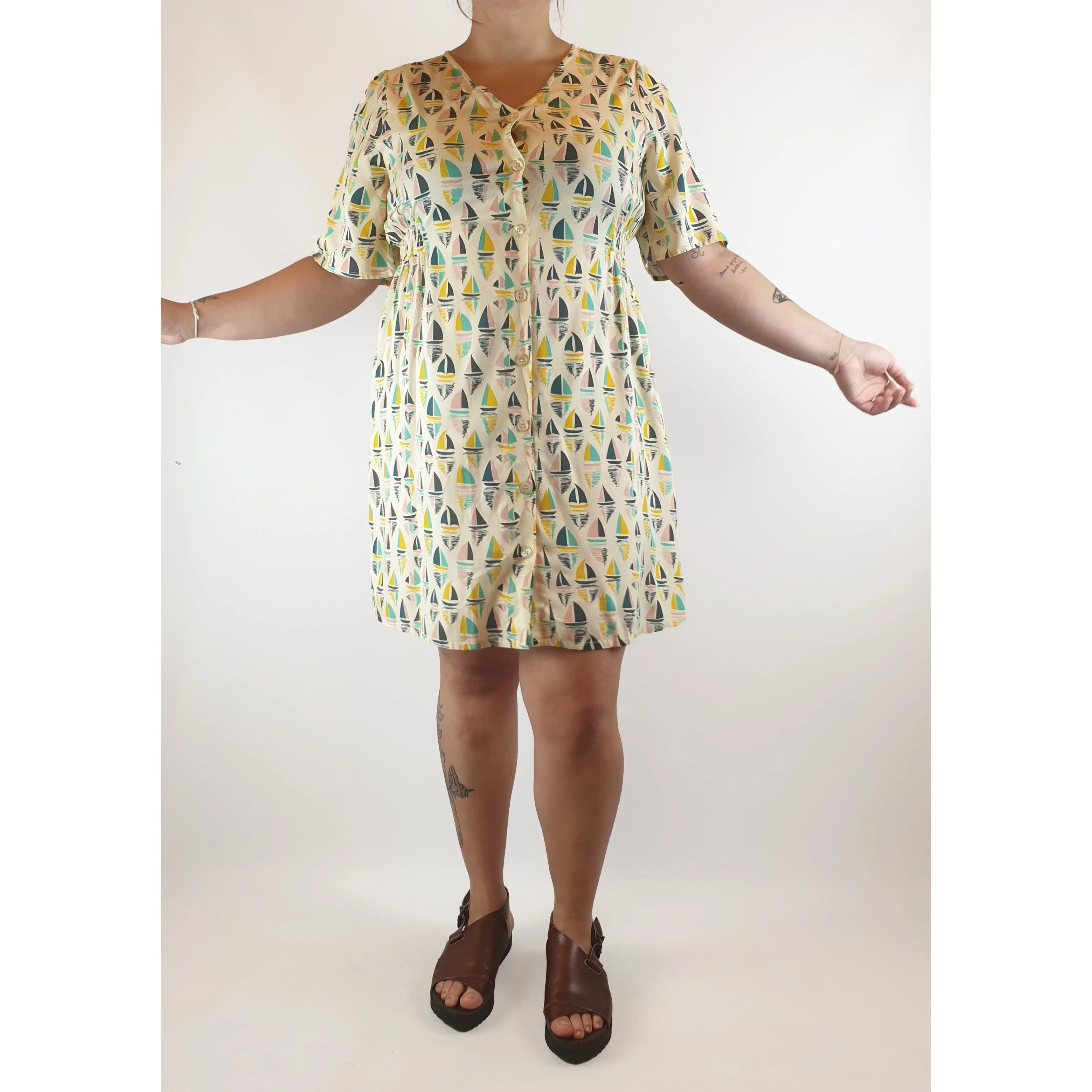Goxoh pre-owned pretty sailboat print dress size L (best fits size 14)