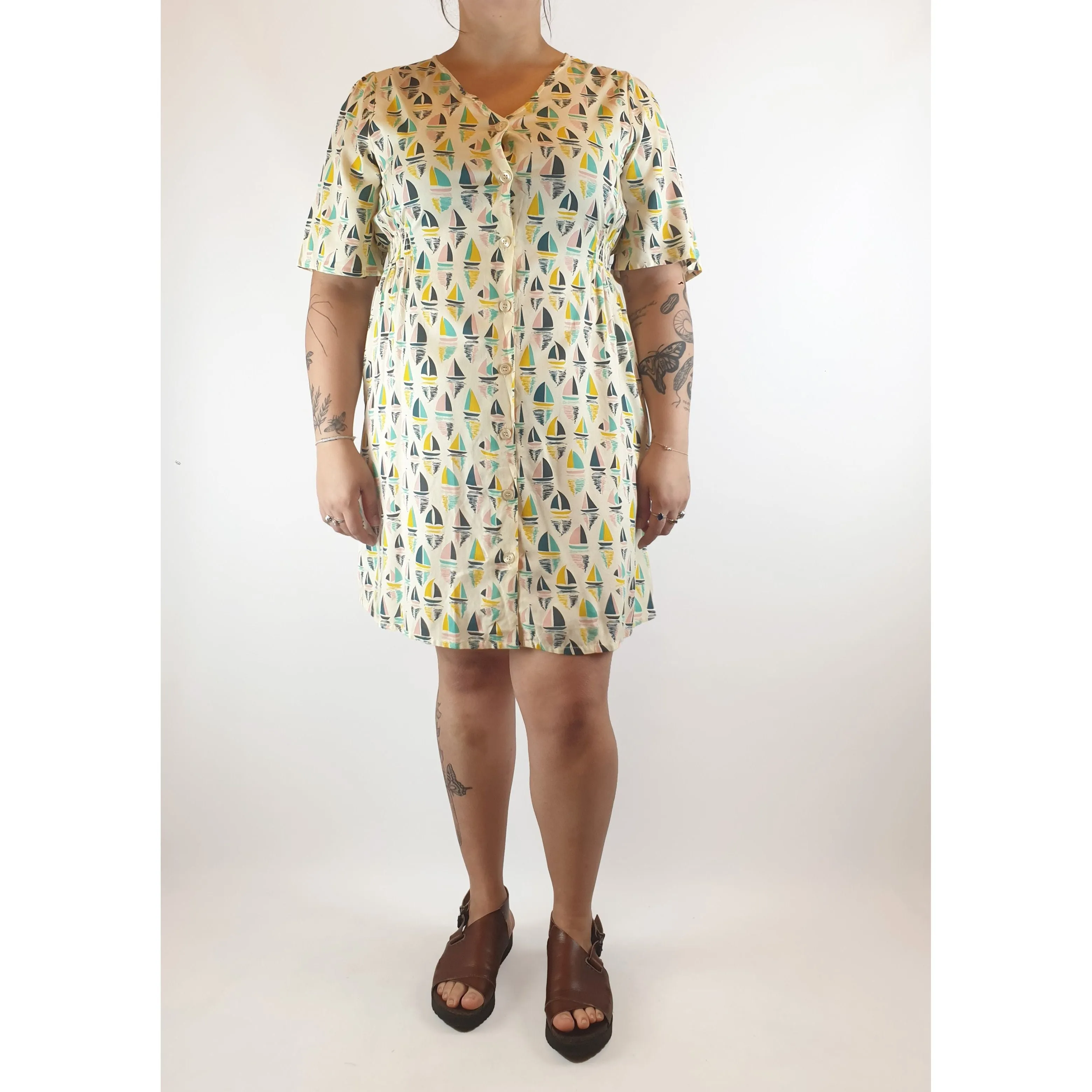 Goxoh pre-owned pretty sailboat print dress size L (best fits size 14)