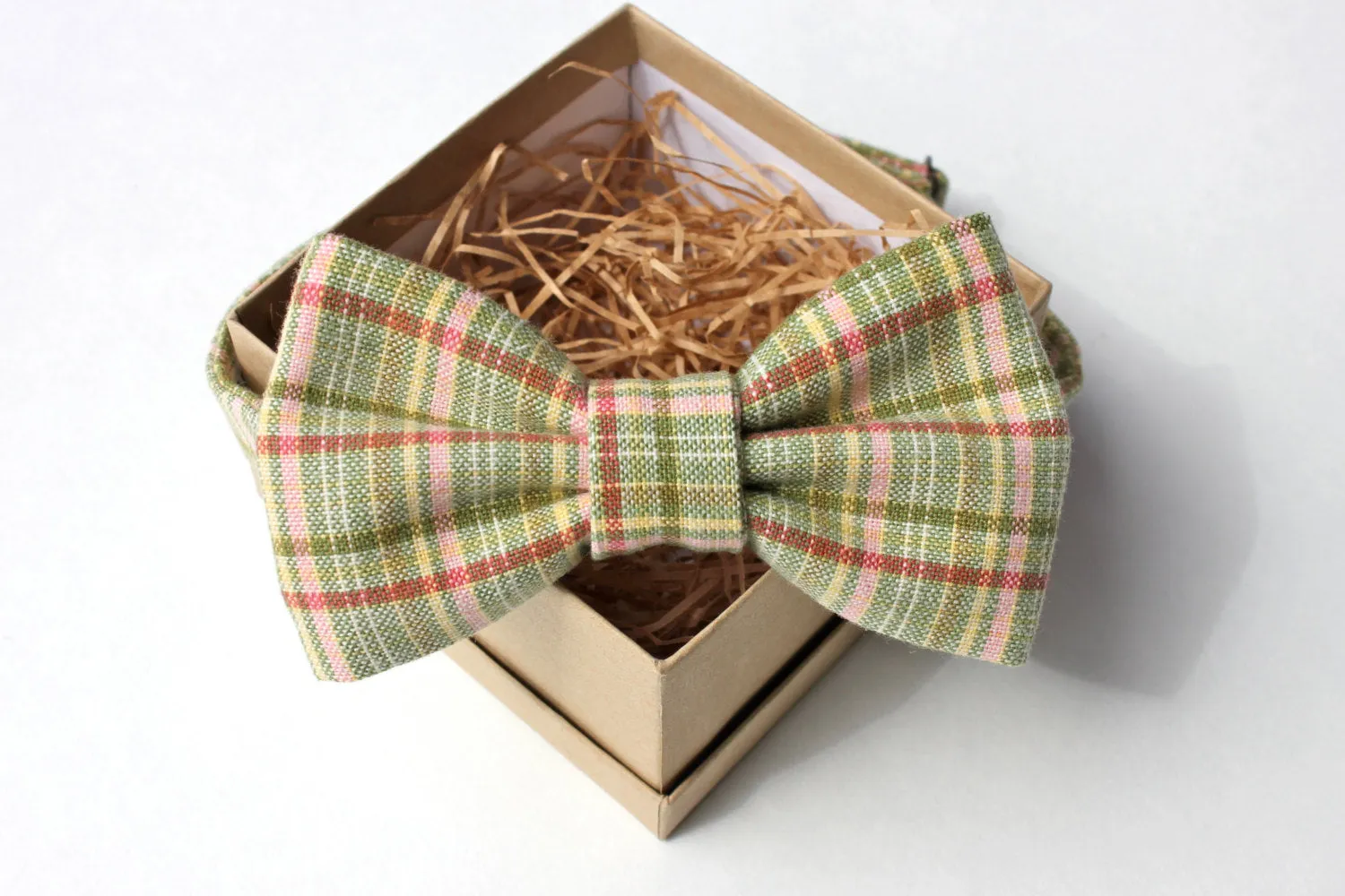 Green Plaid Bow Tie & Pocket Square Gift Set