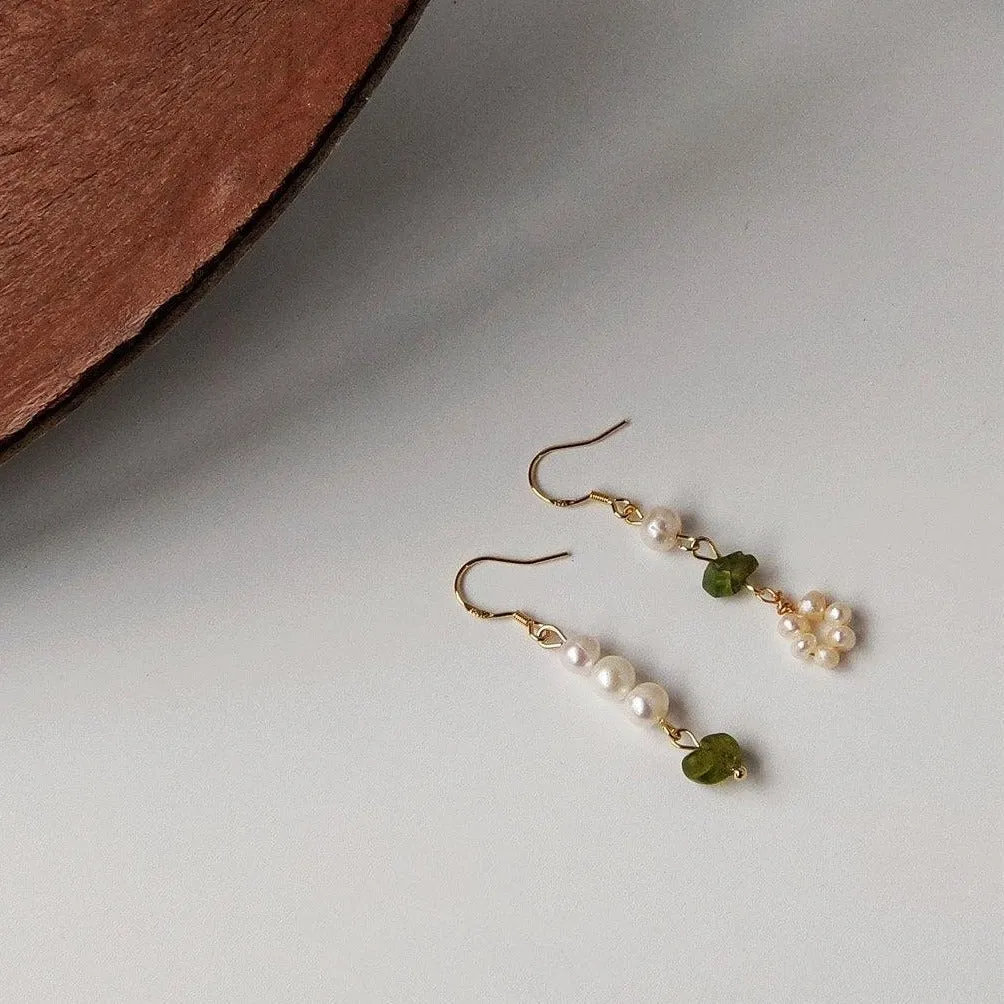 Green Quartz Pearl Earrings - Anya
