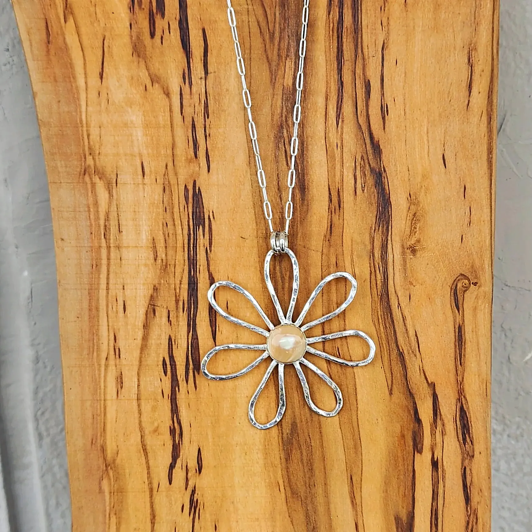 Handmade Sterling Silver Flower Pendant with Mother of Pearl – Nature-Inspired Jewelry