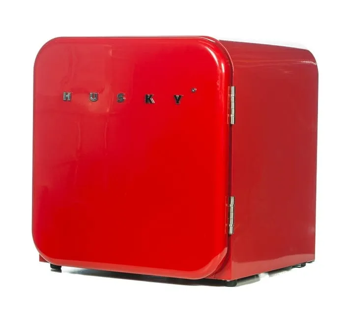 Husky 46l Countertop Retro Fridge Red BC-46RR