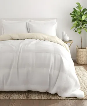Ienjoy Home Reversible Alternative 2-Piece Comforter Set White Twin / Twin XL
