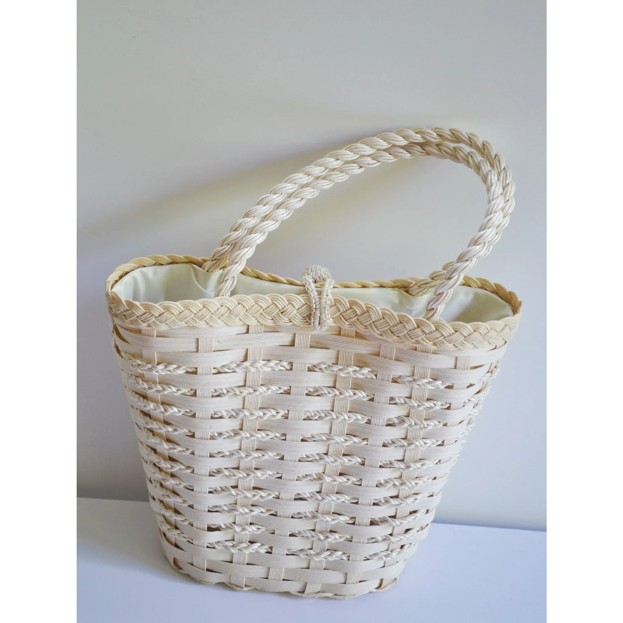 Insect White Straw Basket Purse