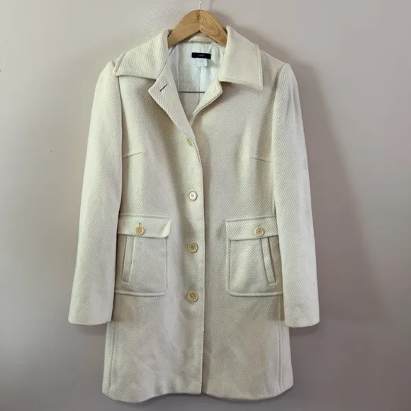 J. Crew Wool Ivory Button Front Short Length Pocket Front Size 4 Classy Elegant