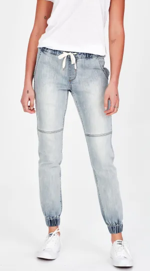 JAZMIN | Pale Blue Jogger Jean