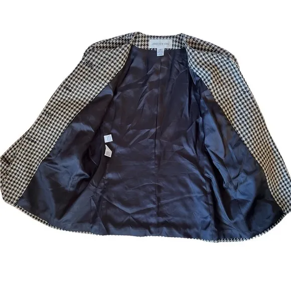 Jones New York vintage black and cream houndstooth tweed collarless wool blazer
