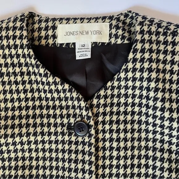 Jones New York vintage black and cream houndstooth tweed collarless wool blazer
