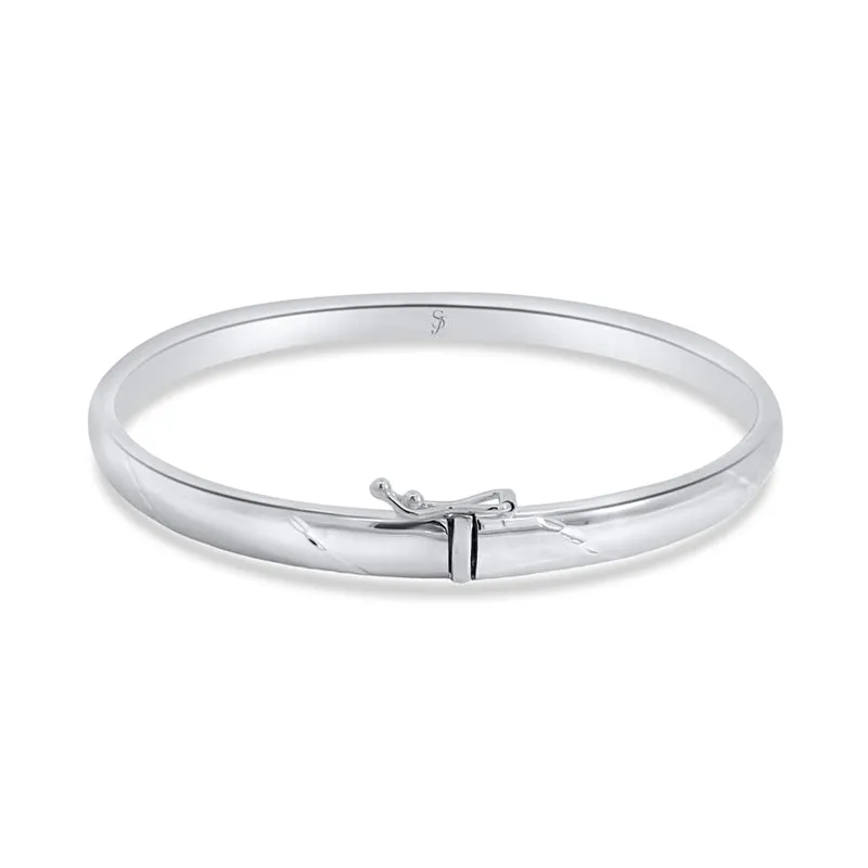 Josephine Bangle