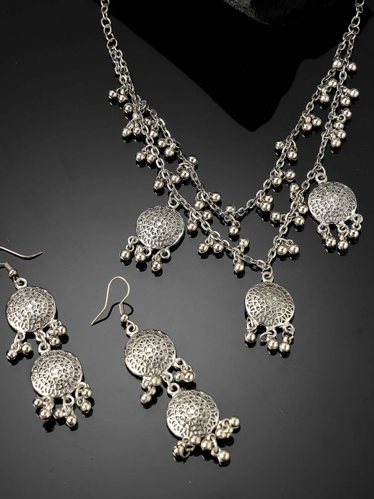 KARATCART Oxidised Silver Kundan Classic Silver Jewellery Set for Women