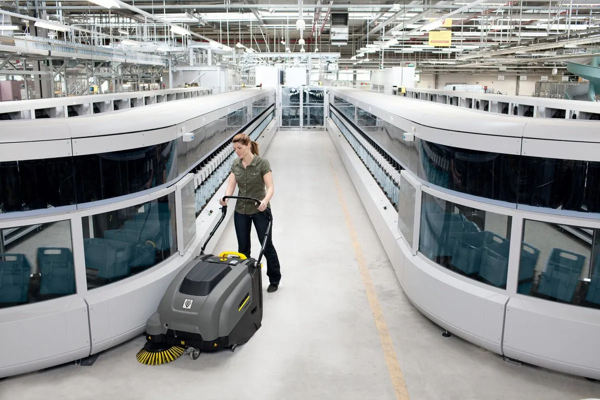 Karcher vacuum sweeper KM 75/40 W Bp