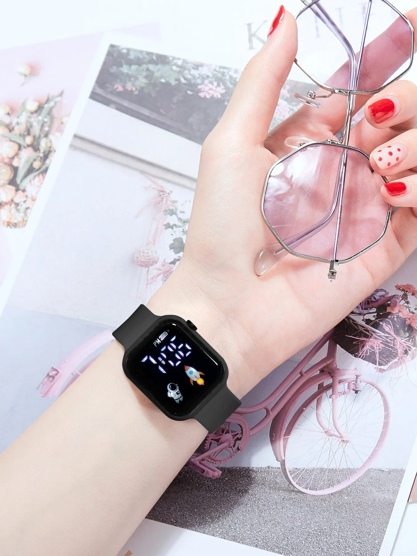 Kids TPU Strap Sporty  Square Dial Digital Watch-FD
