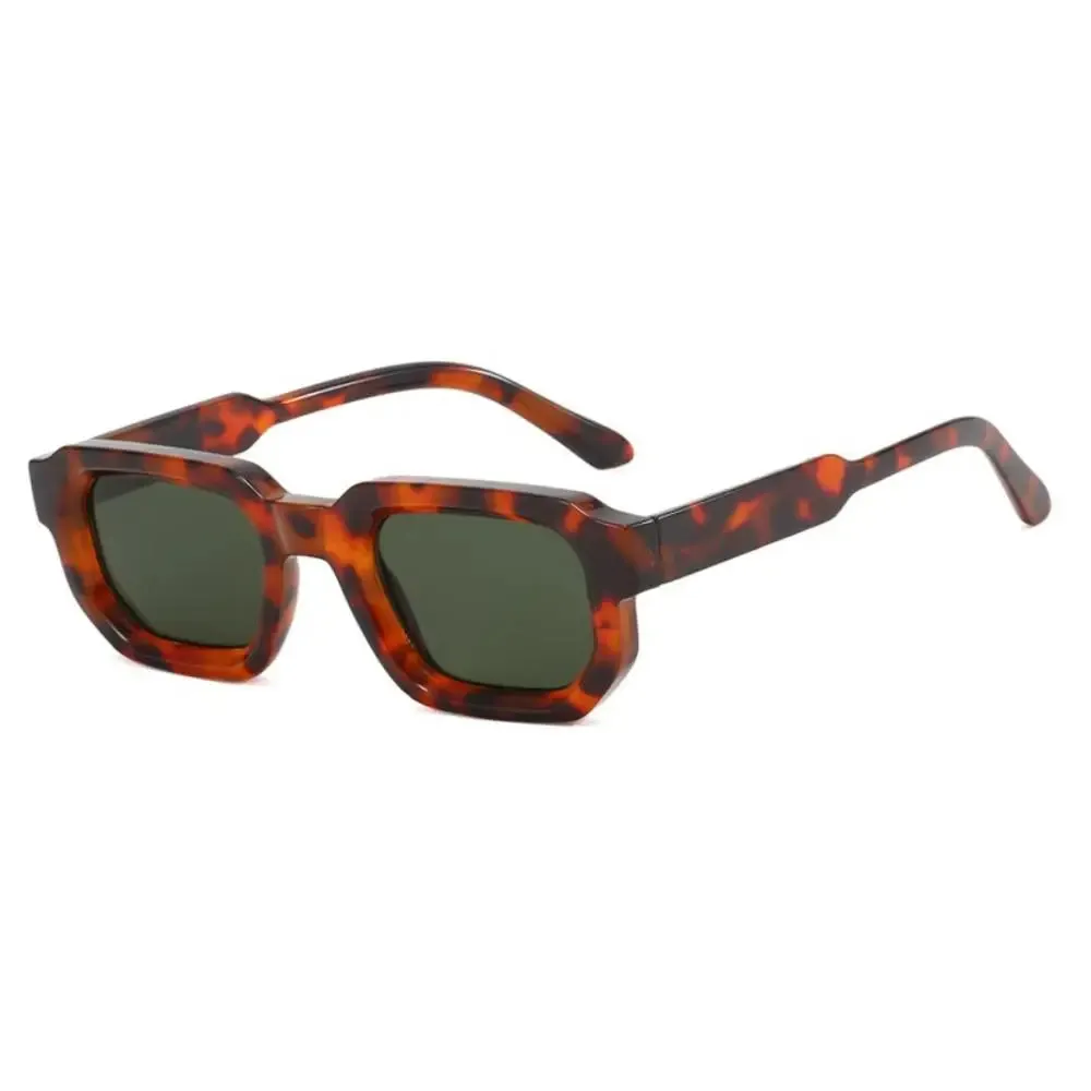 KLASSNUM Vintage Rectangle Frame Sunglasses