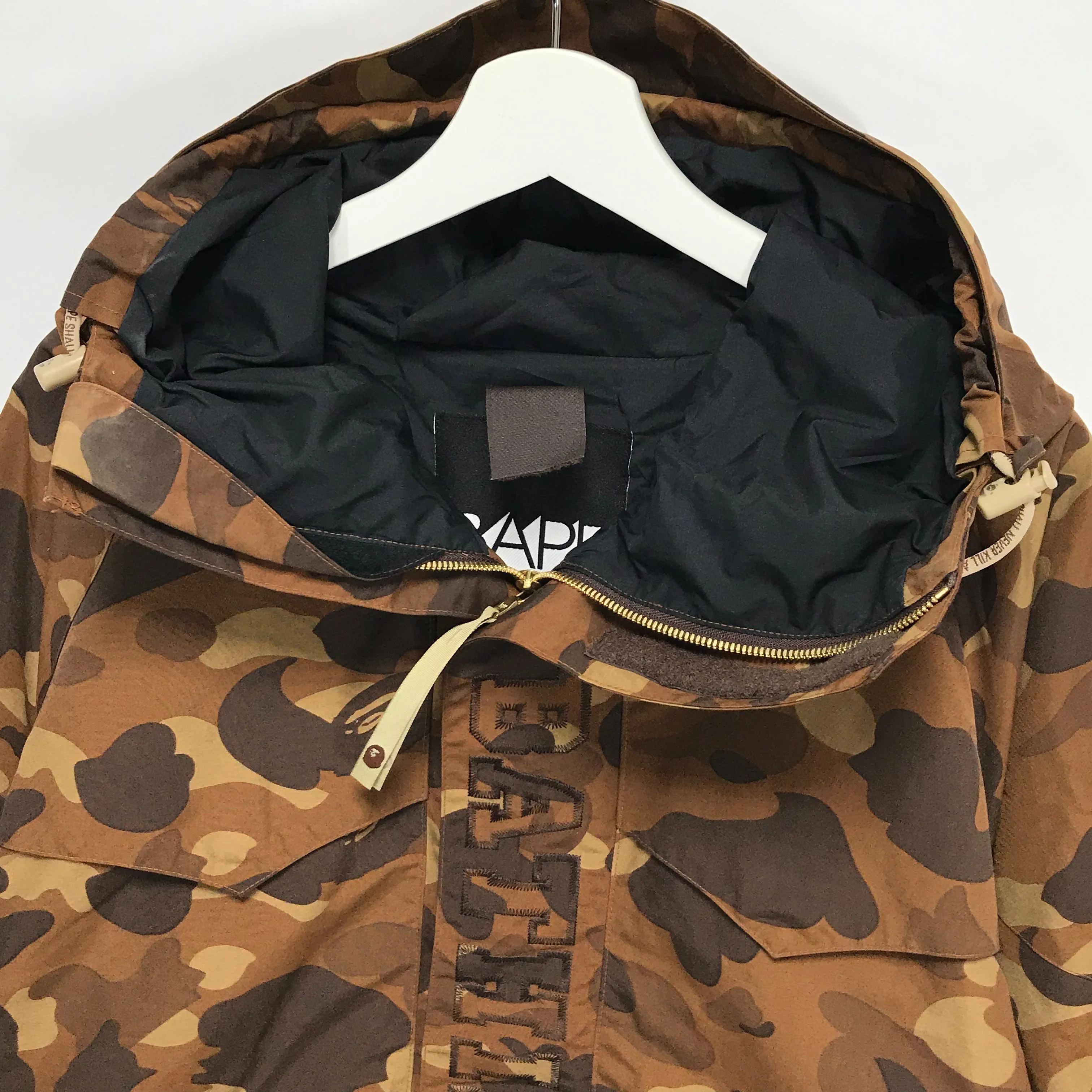 [L] A Bathing Ape Bape Camo Snowboard Jacket Brown