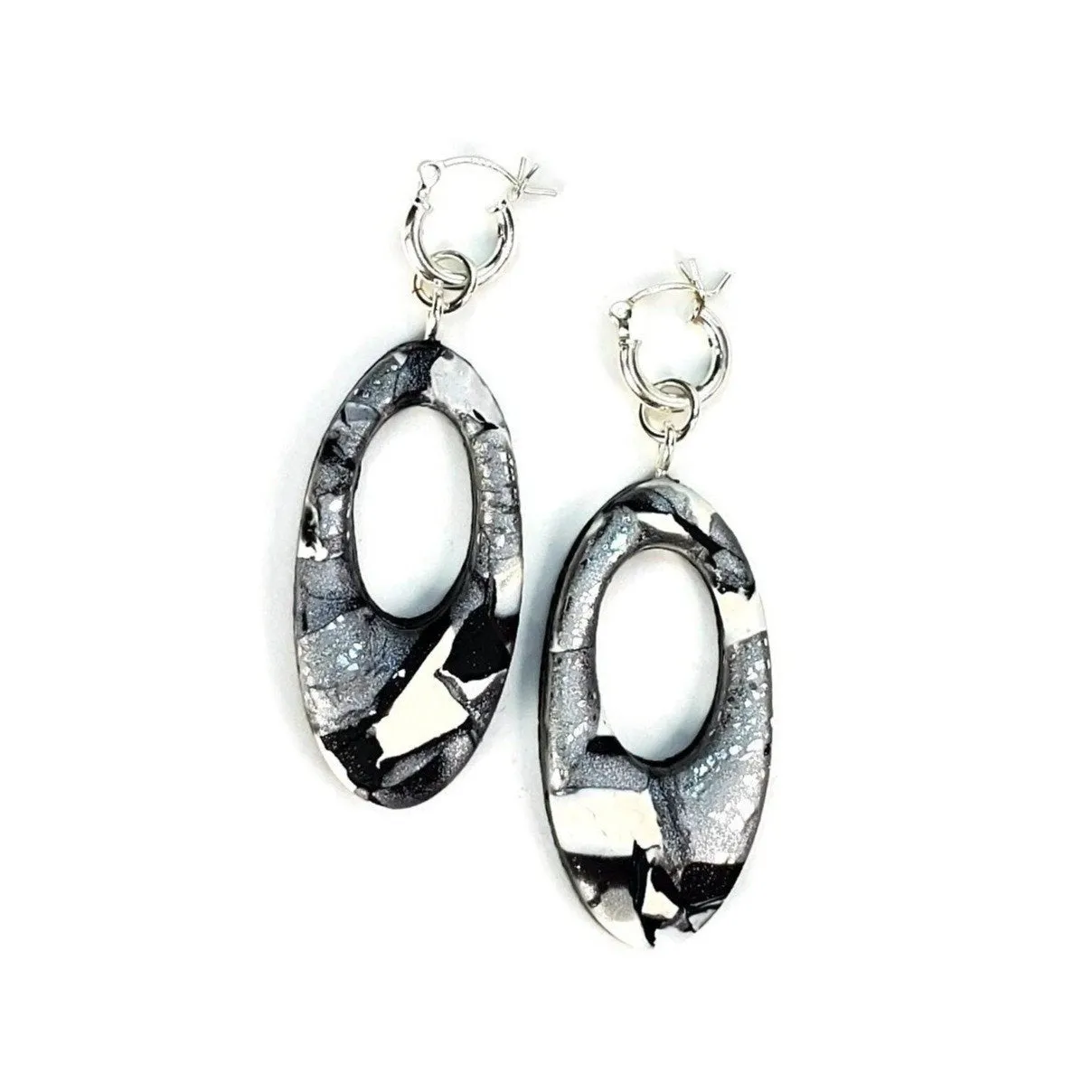 Large Oval Cutout Dangle Earring - Calacatta