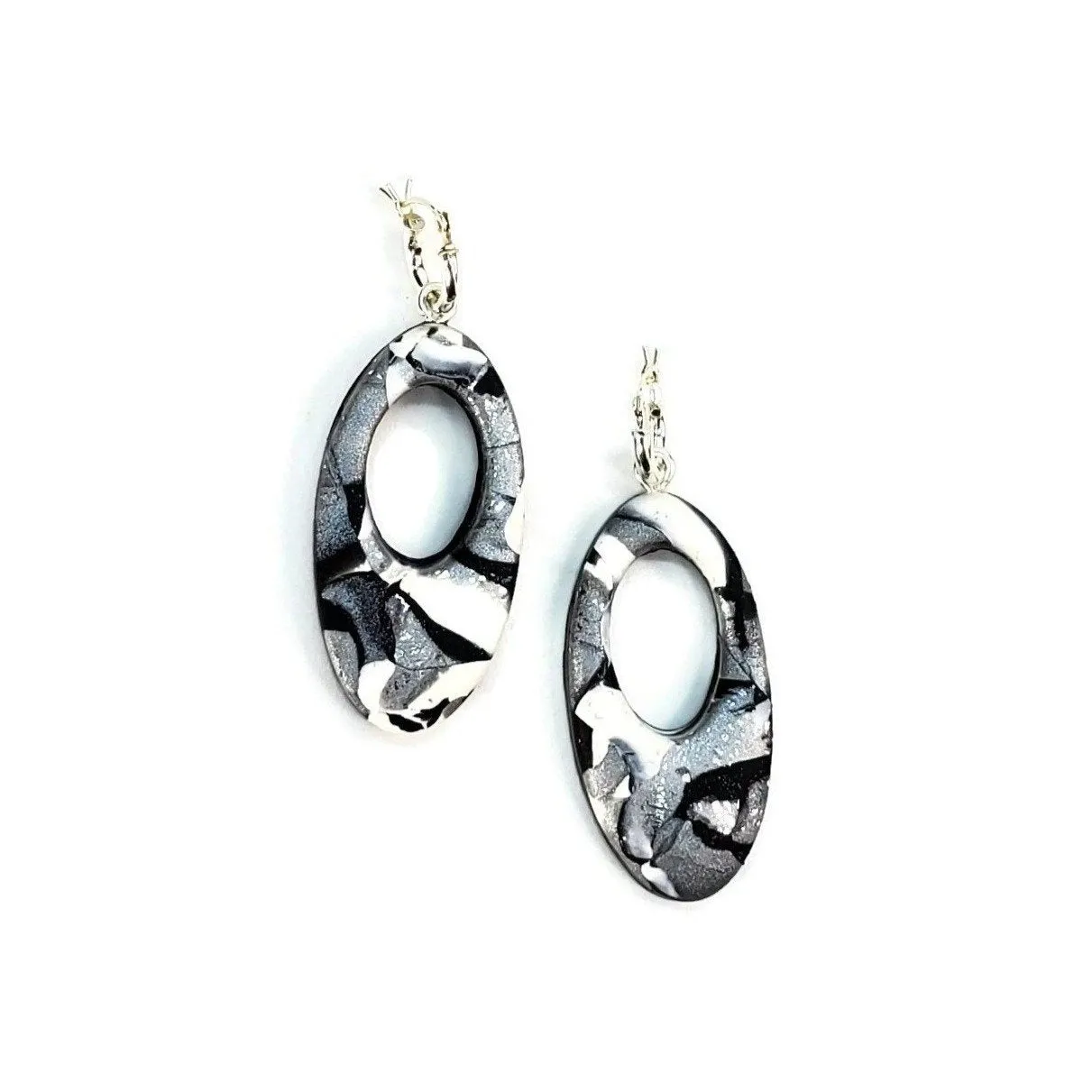 Large Oval Cutout Dangle Earring - Calacatta