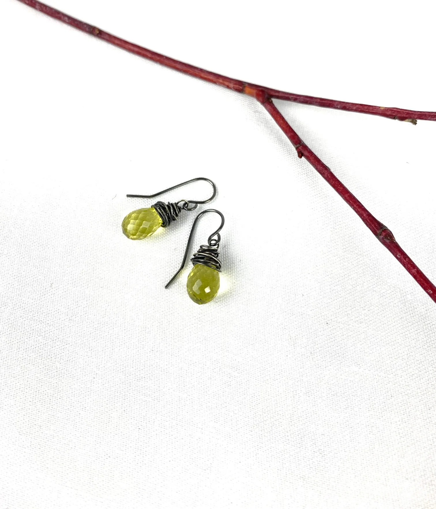 Lemon Quartz Briolette with silver earring
