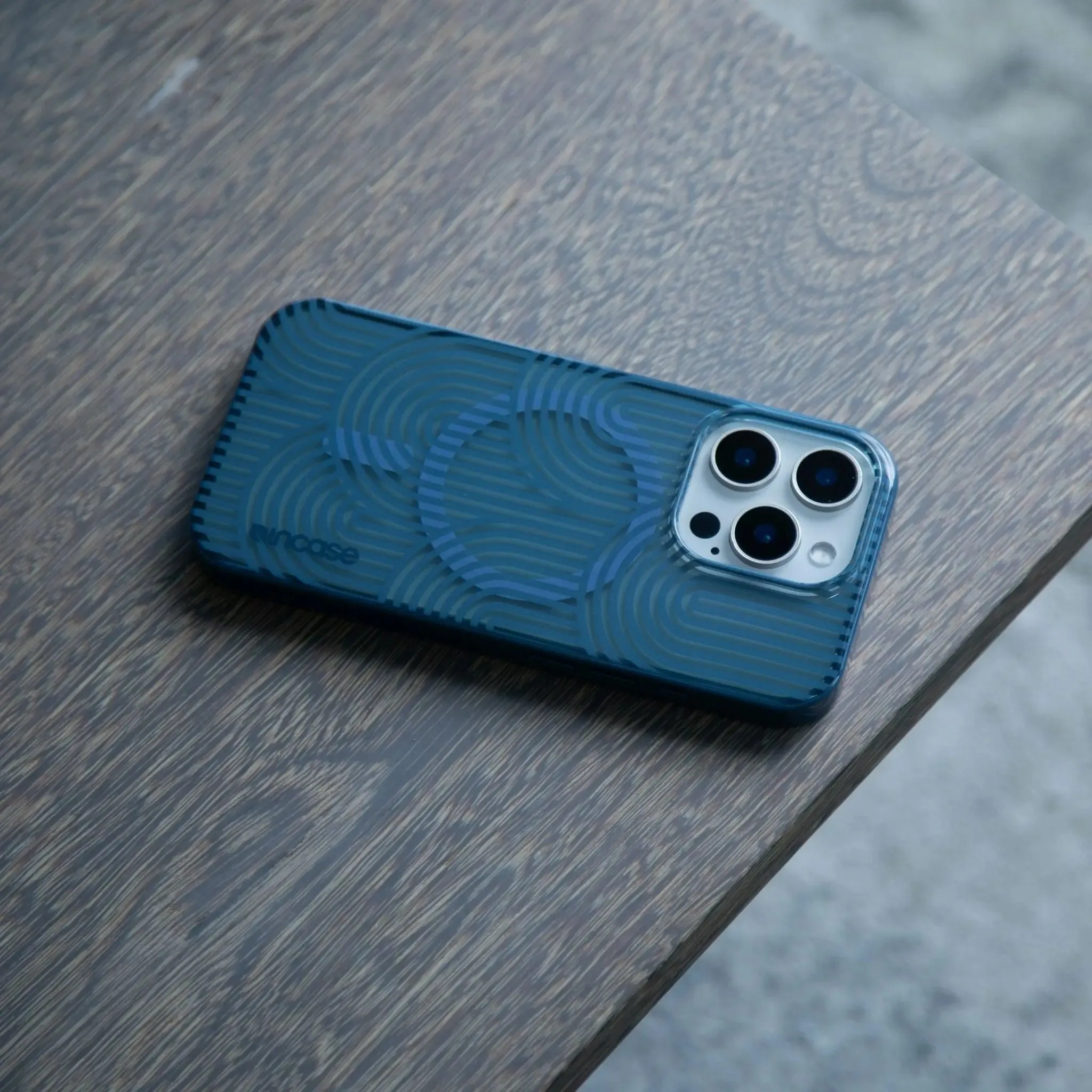 Level Case with MagSafe for iPhone 16 Pro Max