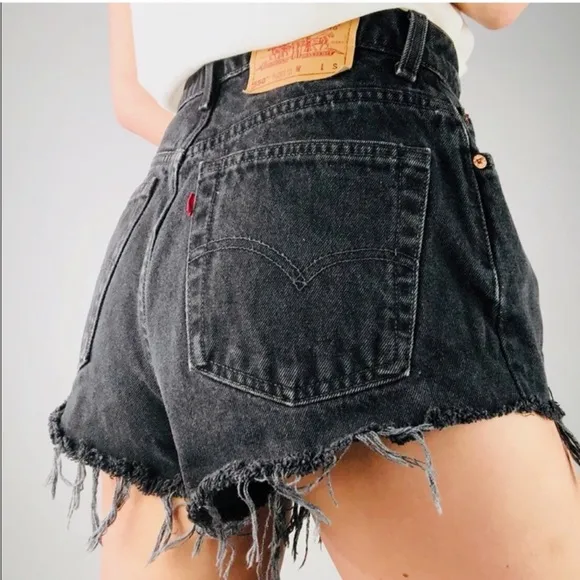 Levi’s 501 Black Denim Raw Hem Shorts - 24