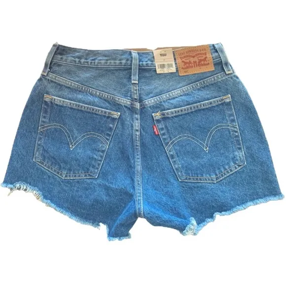 LEVI’S 501 Shorts A High Rise Fitted through the Hip Size 27