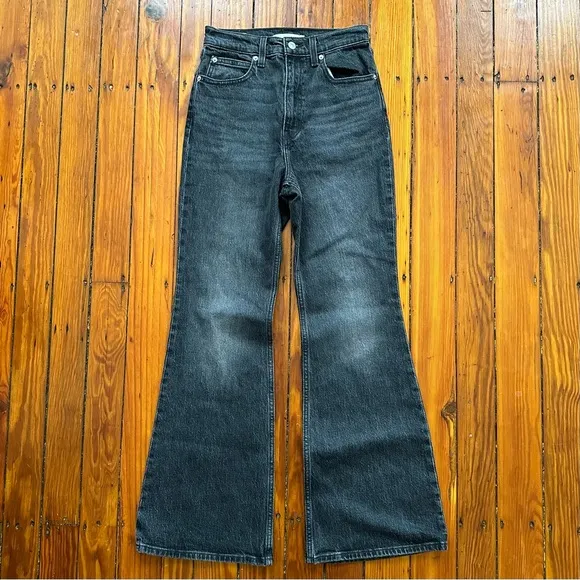 Levi's 70's High-Rise Flare Jeans 25