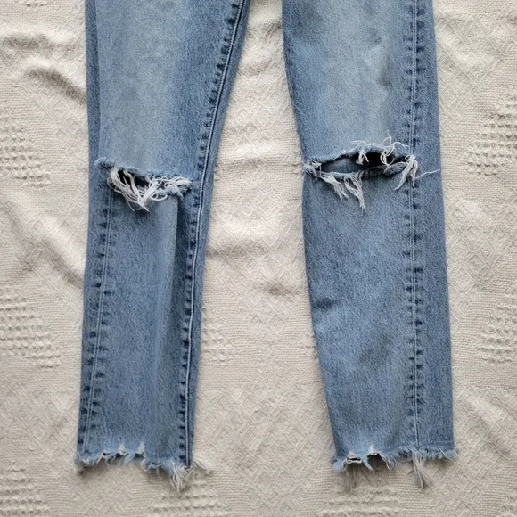 Levi's Wedgie Distressed Knee High Waisted 100% Cotton Denim Jeans- Medium Wash