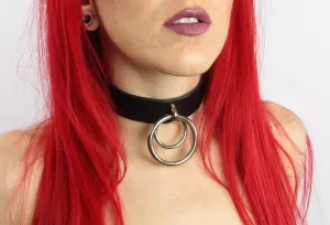 Loria leather collar