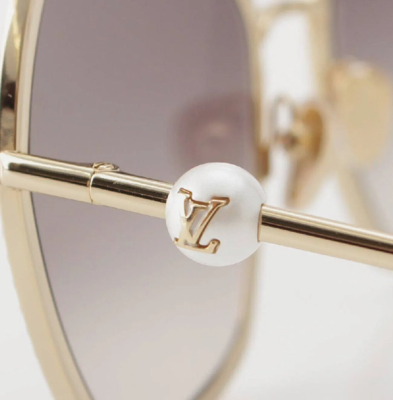 Louis Vuitton Gold Z6012U Pearl embellished Sunglasses