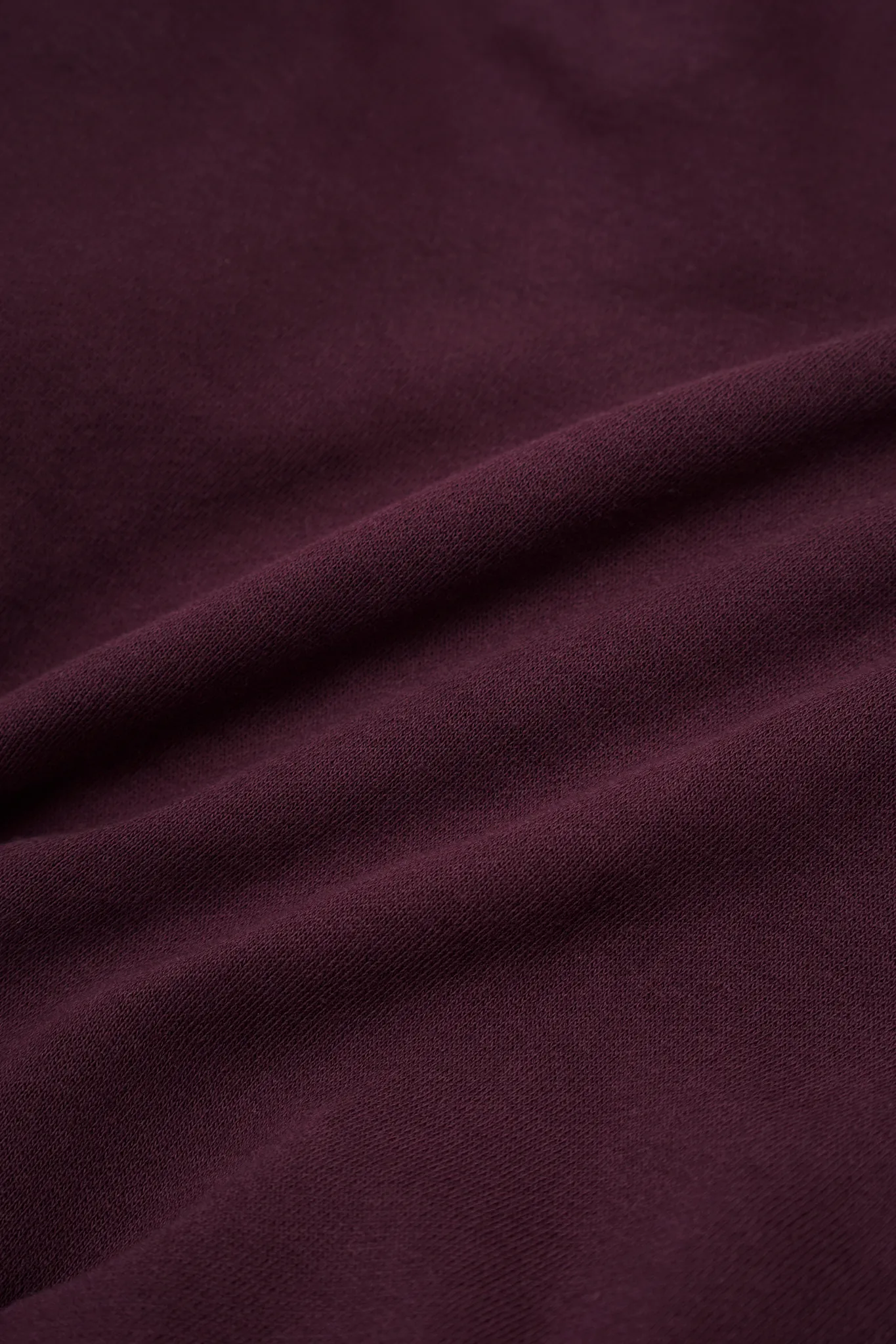 LOUNGE HOODIE IN WINE