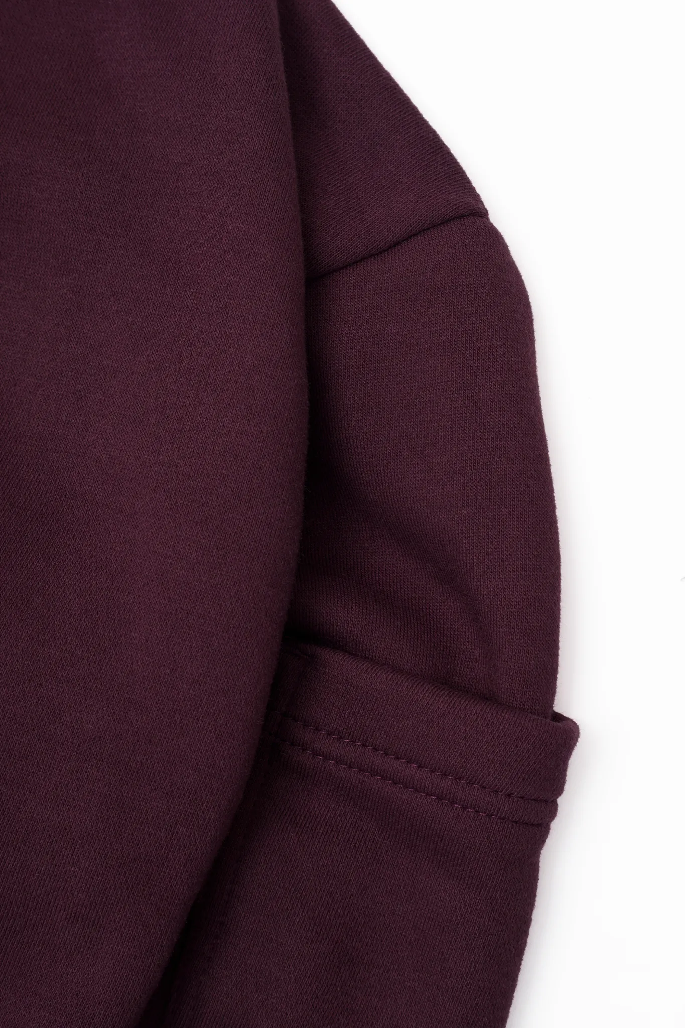 LOUNGE HOODIE IN WINE