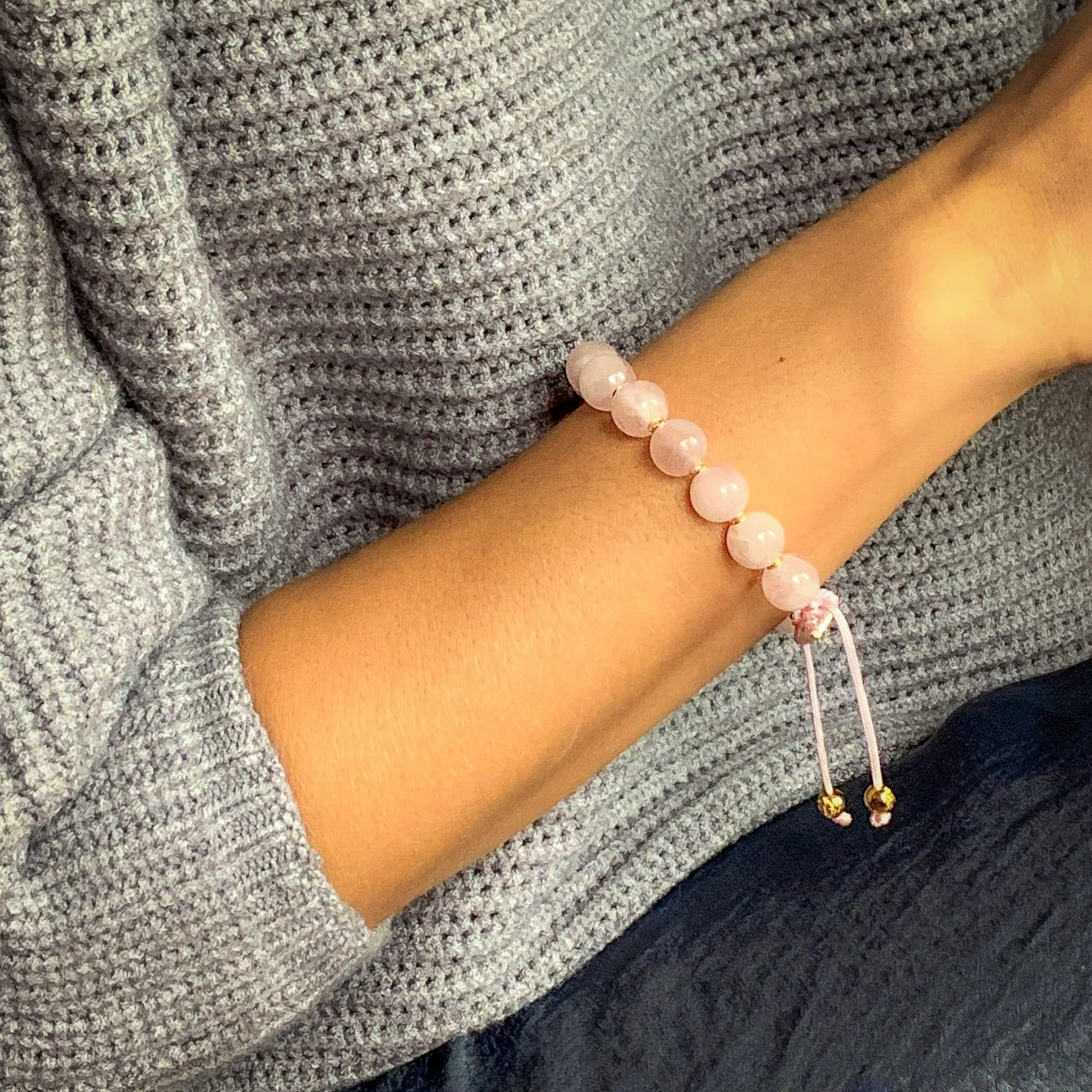 Love Magnet | Stunning Rose Quartz Bracelet in Gold/Silver | 10MM