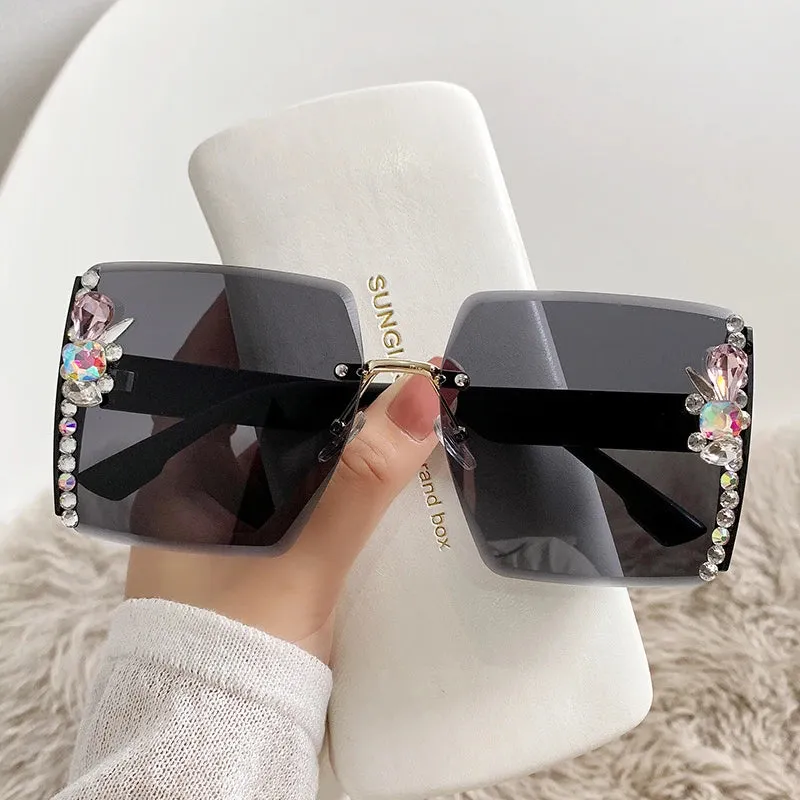 Luxury Diamond Glasses with Heart Lenses - Sunglasses for Women