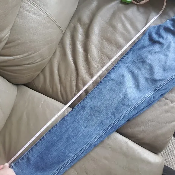 Madewell 10&quot; High-Rise Roadtripper Jeans in Ridgefield Wash: Zip-Front Edition