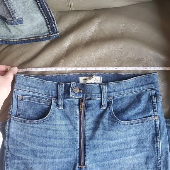 Madewell 10&quot; High-Rise Roadtripper Jeans in Ridgefield Wash: Zip-Front Edition
