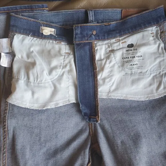 Madewell 10&quot; High-Rise Roadtripper Jeans in Ridgefield Wash: Zip-Front Edition