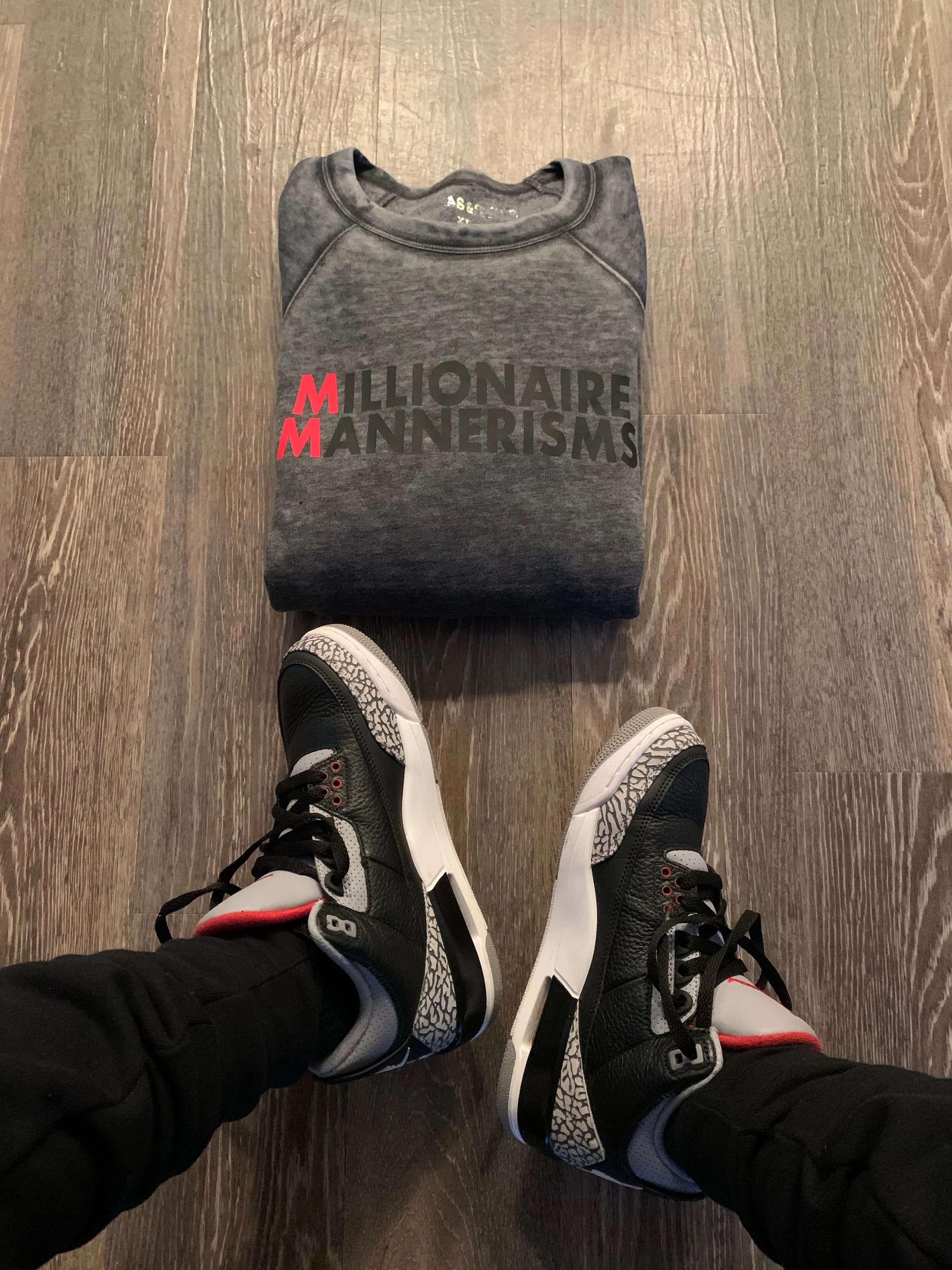 MILLIONAIRE MANNERISMS CREWNECK