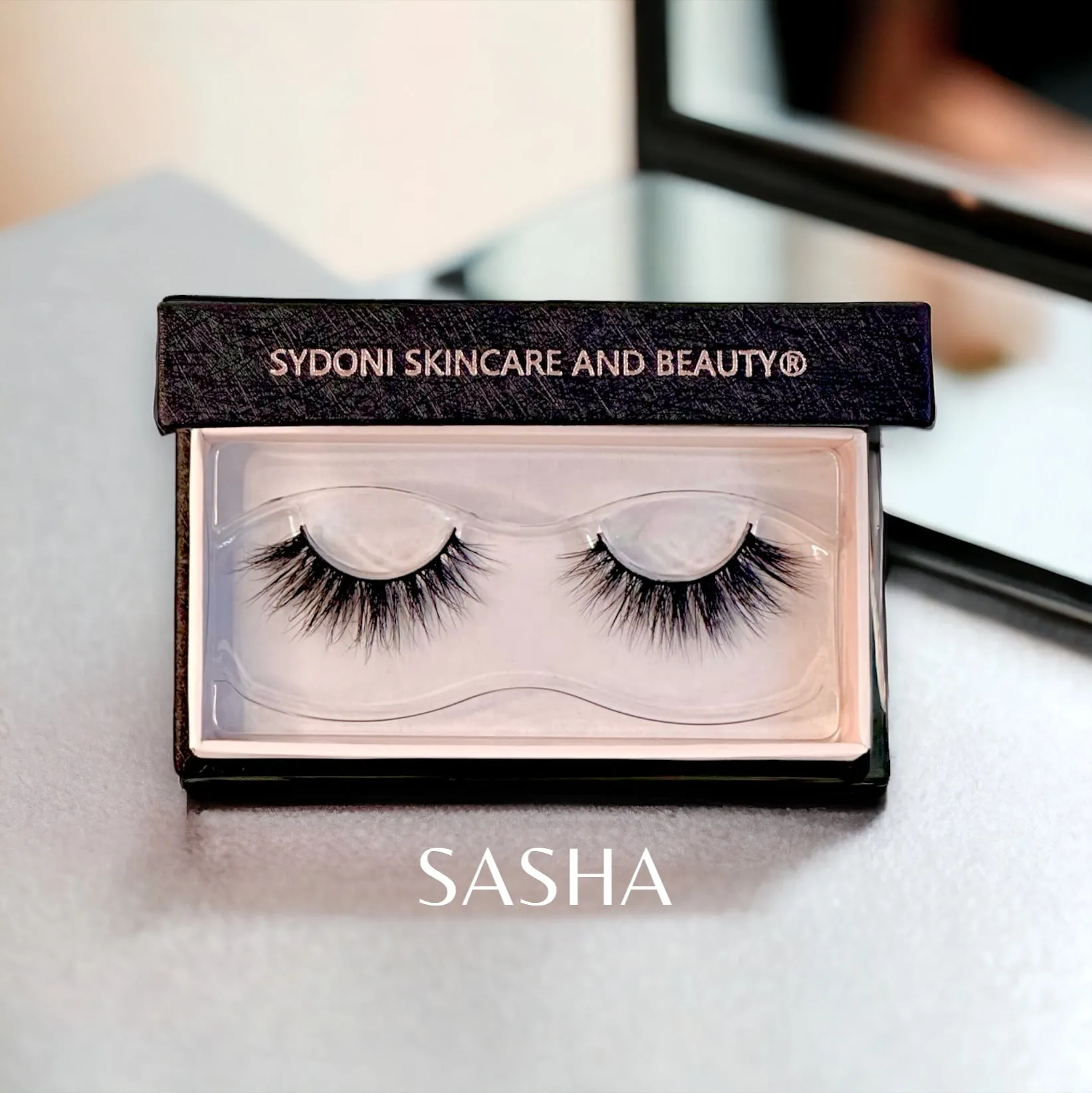 MINK LASHES with FELT TIP LASH GLUE AND EYELINER IN ONE