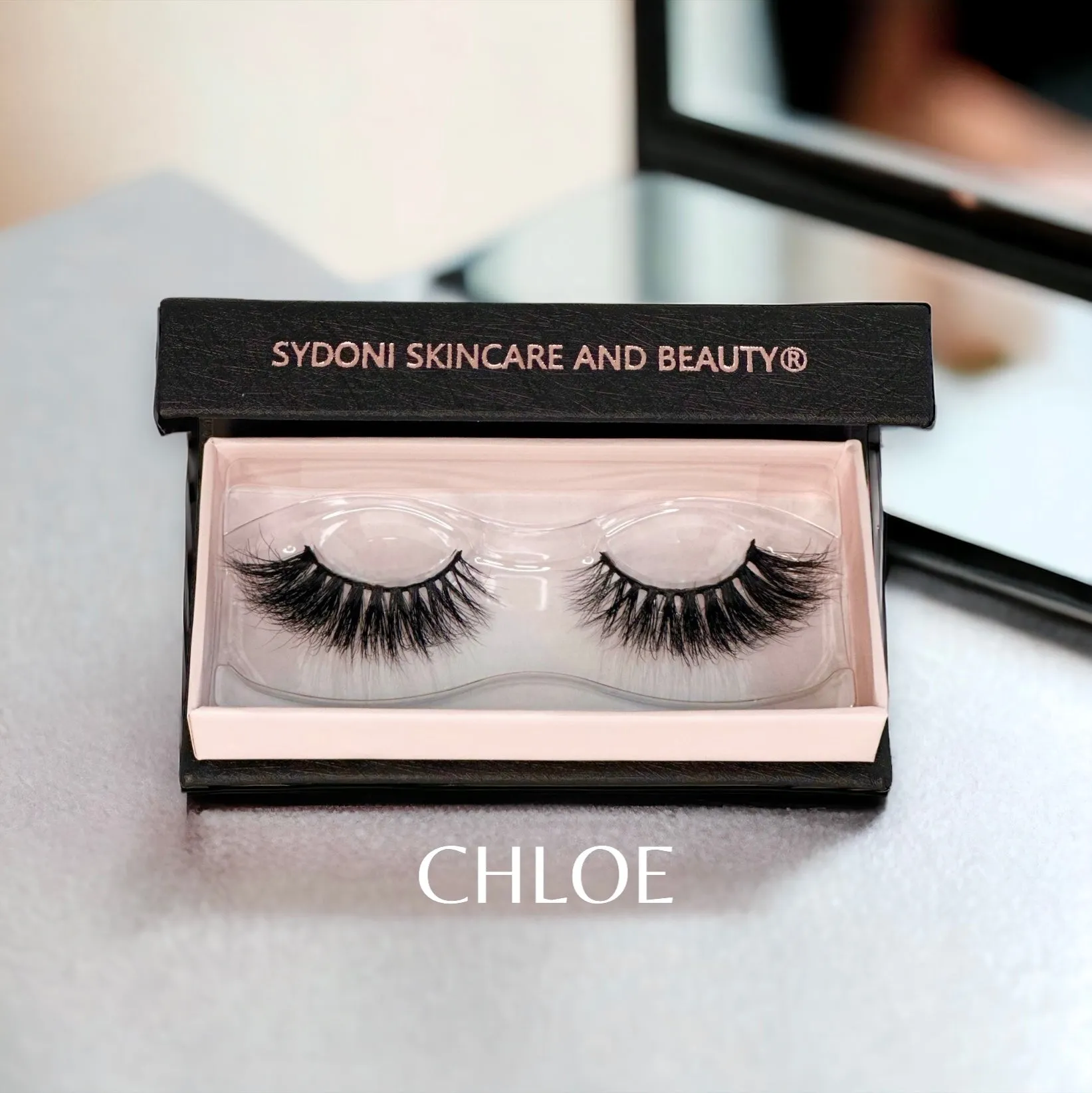 MINK LASHES with FELT TIP LASH GLUE AND EYELINER IN ONE